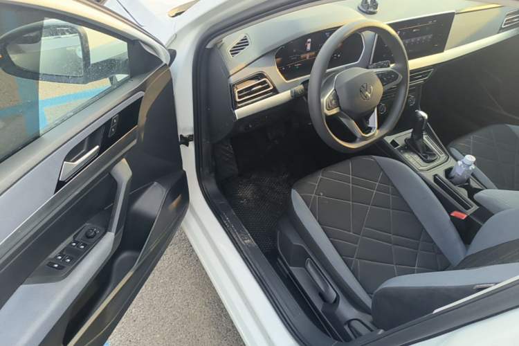 Used Volkswagen Lavida 2023 Revised 1.5L Automatic DeYi Edition Driver Seat
