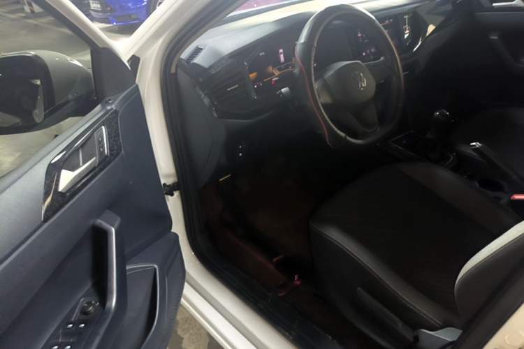 Used Volkswagen Lavida 2023 New Sharp 1.5L Manual New Comfort Edition Driver Seat