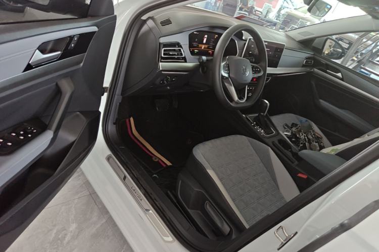 Used Volkswagen Lavida 2023 280TSI DSG Full-Comfort Edition Driver Seat