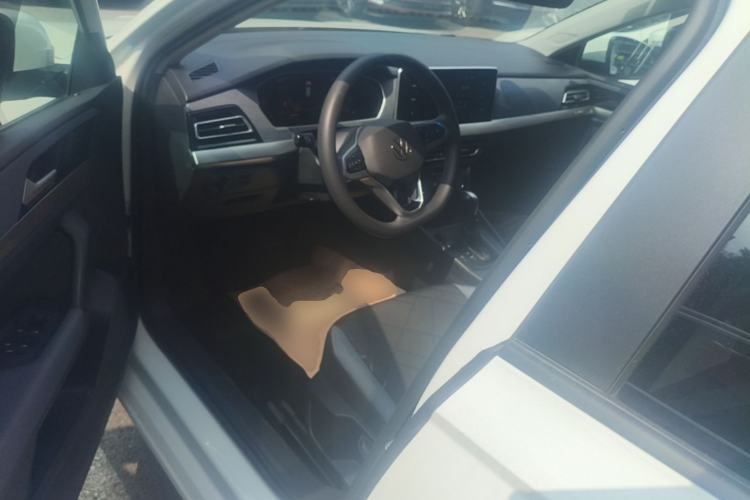 Used Volkswagen Lavida 2023 1.5L Automatic De Yi Edition Driver Seat