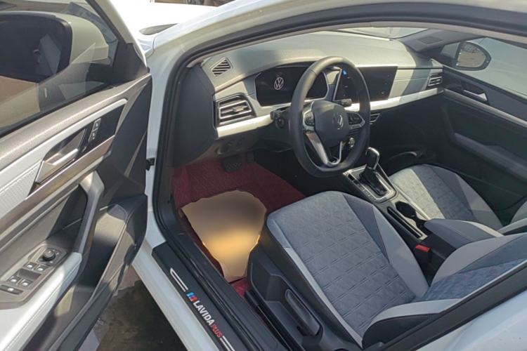 Used Volkswagen Lavida 2023 280TSI DSG Full-Comfort Edition Driver Seat