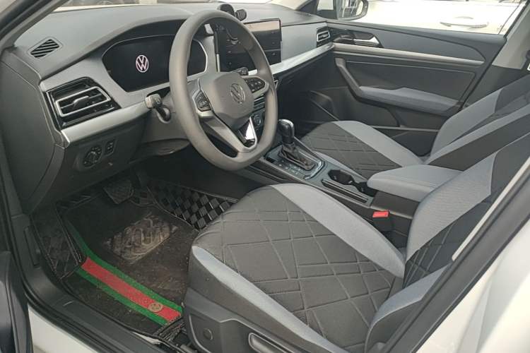 Used Volkswagen Lavida 2023 1.5L Automatic De Yi Edition Driver Seat