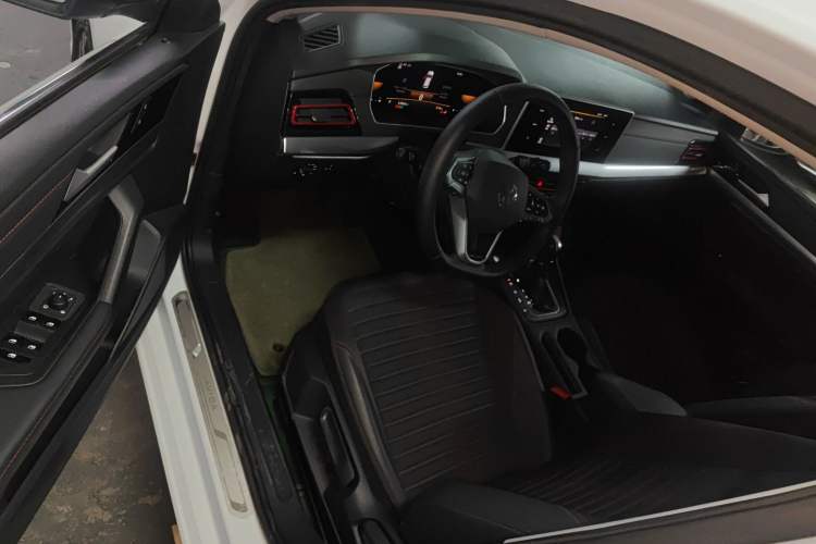 Used Volkswagen Lavida 2023 280TSI DSG Starry Sky Deluxe Edition Driver Seat