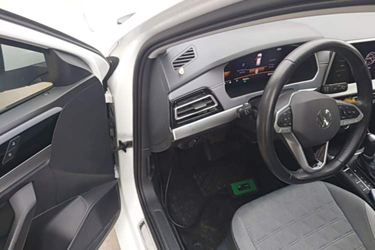 Used Volkswagen Lavida 2023 280TSI DSG Full-Comfort Edition Driver Seat