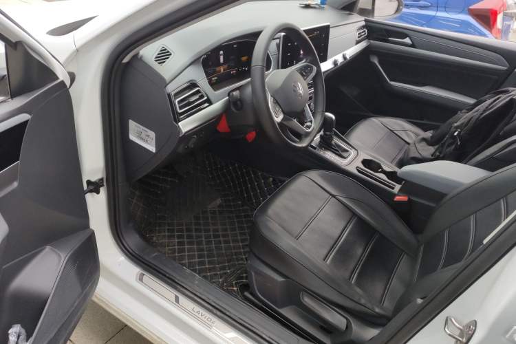 Used Volkswagen Lavida 2023 280TSI DSG Full-Comfort Edition Driver Seat