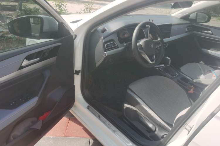 Used Volkswagen Lavida 2023 300TSI DSG Full-Comfort Edition Driver Seat