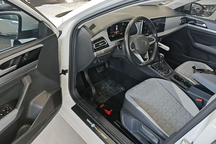 Used Volkswagen Lavida 2023 280TSI DSG Full-Comfort Edition Driver Seat