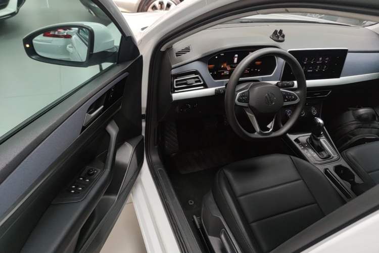 Used Volkswagen Lavida 2023 1.5L Automatic De Yi Edition Driver Seat