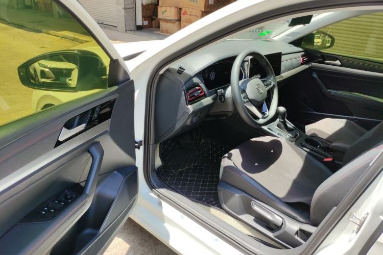 Used Volkswagen Lavida 2023 300TSI DSG Starry Full-Comfort Edition Driver Seat