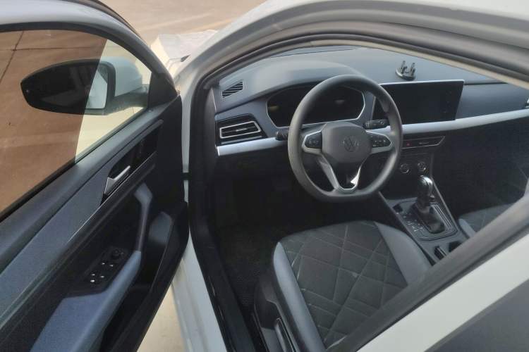 Used Volkswagen Lavida 2023 Revised 1.5L Automatic DeYi Edition Driver Seat