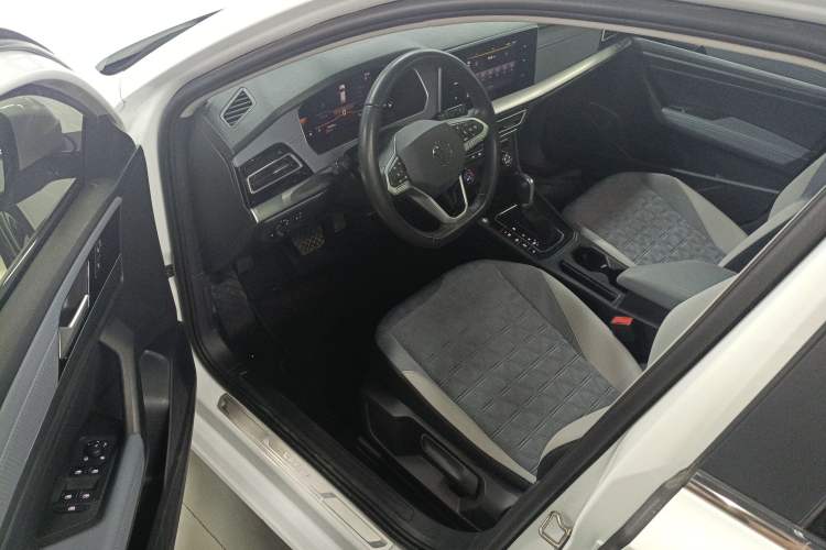 Used Volkswagen Lavida 2023 300TSI DSG Full-Comfort Edition Driver Seat