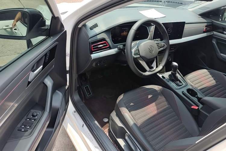 Used Volkswagen Lavida 2023 300TSI DSG Starry Full-Comfort Edition Driver Seat