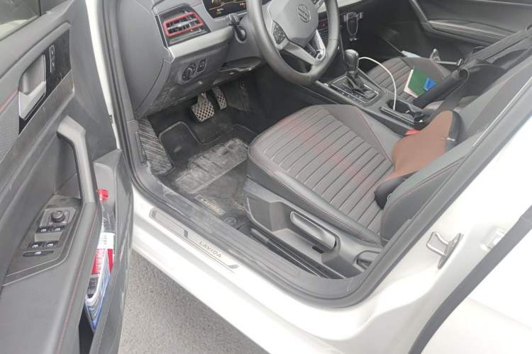 Used Volkswagen Lavida 2023 280TSI DSG Starry Sky Deluxe Edition Driver Seat