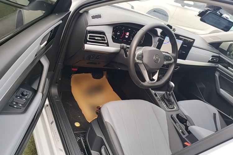 Used Volkswagen Lavida 2023 1.5L Automatic Starry Sky 5 Million Edition Driver Seat