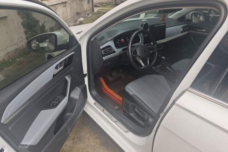 Used Volkswagen Lavida 2023 Revised Version 1.5L Automatic Starry Sky Edition – 5 Million Units Driver Seat