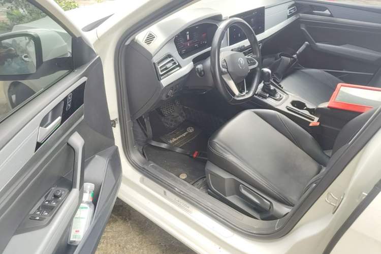 Used Volkswagen Lavida 2023 280TSI DSG Full-Comfort Edition Driver Seat