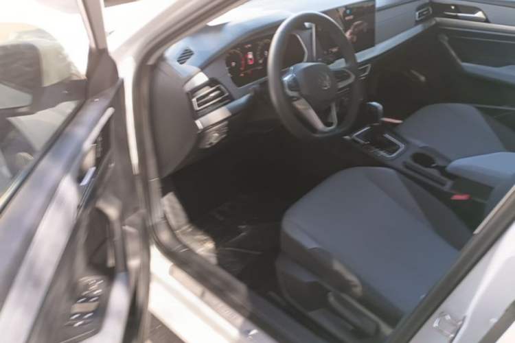 Used Volkswagen Lavida 2023 Revised Version 1.5L Automatic Starry Sky Edition – 5 Million Units Driver Seat