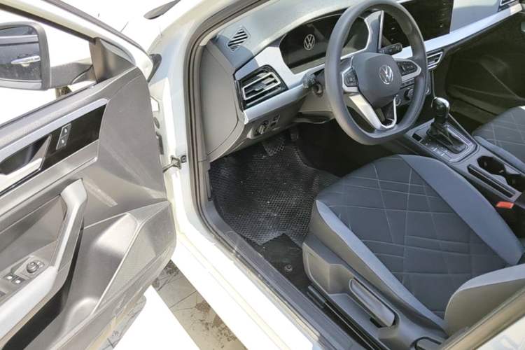 Used Volkswagen Lavida 2023 Revised 1.5L Automatic DeYi Edition Driver Seat