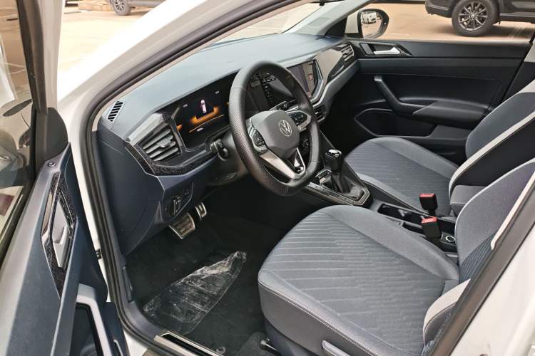 Used Volkswagen Lavida 2023 New Sharp 1.5L Automatic Excellent New Edition Driver Seat