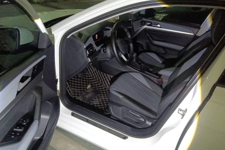 Used Volkswagen Lavida 2023 Revised Version 1.5L Automatic 5 Millionth Edition Driver Seat