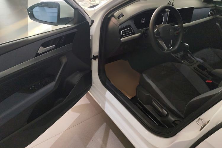 Used Volkswagen Lavida 2023 Revised 1.5L Automatic DeYi Edition Driver Seat