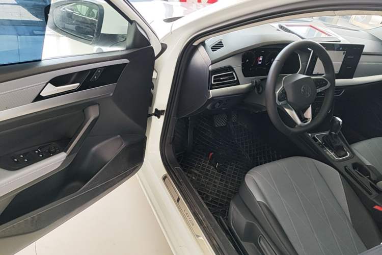 Used Volkswagen Lavida 2023 Revised Version 1.5L Automatic 5 Millionth Edition Driver Seat