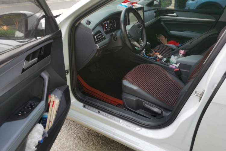 Used Volkswagen Lavida 2023 Revised Version 1.5L Automatic Starry Sky Edition – 5 Million Units Driver Seat
