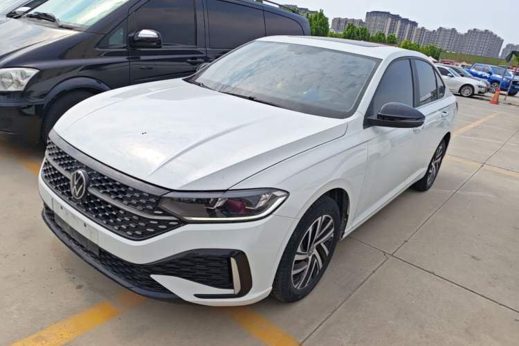 Used Volkswagen Lavida 2023 280TSI DSG Starry Sky Deluxe Edition Guazi used car, China used car export, Used car for sale, Used  cars, Cheapest cars for sale