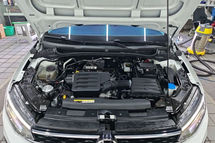 Used Volkswagen Lavida 2023 New Sharp 1.5L Automatic New Wish Edition Engine Bay