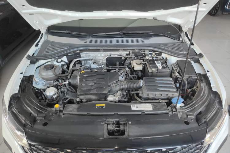 Used Volkswagen Lavida 2023 Revised Version 1.5L Automatic Starry Sky Edition – 5 Million Units Engine Bay