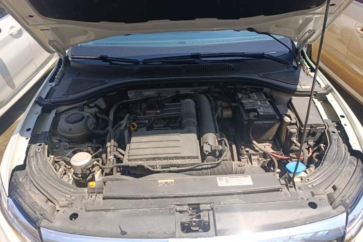 Used Volkswagen Lavida 2023 280TSI DSG Full-Comfort Edition Engine Bay
