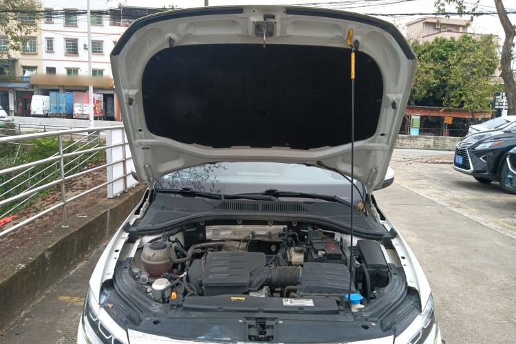 Used Volkswagen Lavida 2023 1.5L Automatic De Yi Edition Engine Bay