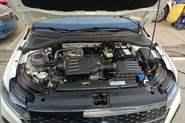 Used Volkswagen Lavida 2023 Revised Version 1.5L Automatic Starry Sky Edition – 5 Million Units Engine Bay