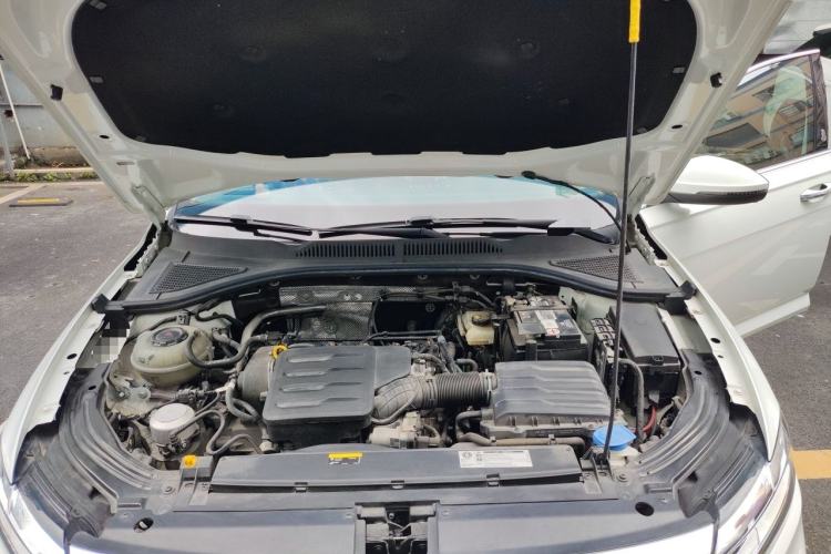 Used Volkswagen Lavida 2023 1.5L Automatic 5 Million Edition Engine Bay