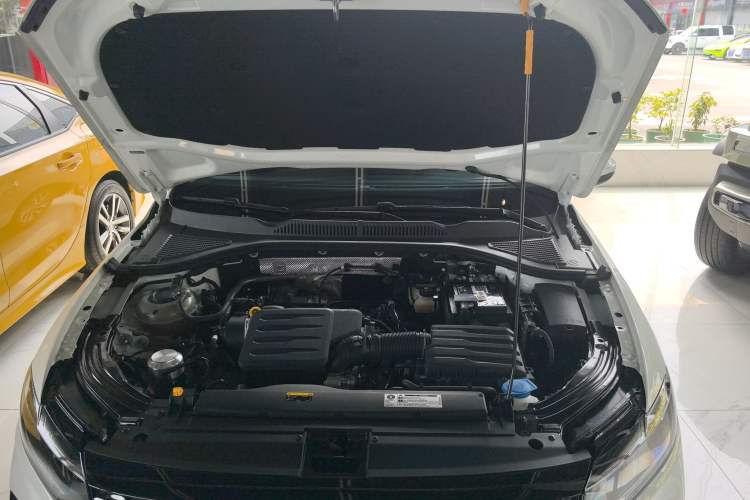 Used Volkswagen Lavida 2023 Revised Version 1.5L Automatic Starry Sky Edition – 5 Million Units Engine Bay