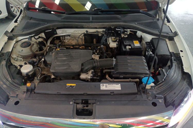 Used Volkswagen Lavida 2023 1.5L Automatic De Yi Edition Engine Bay