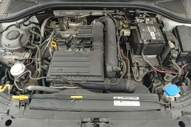 Used Volkswagen Lavida 2023 280TSI DSG Full-Comfort Edition Engine Bay