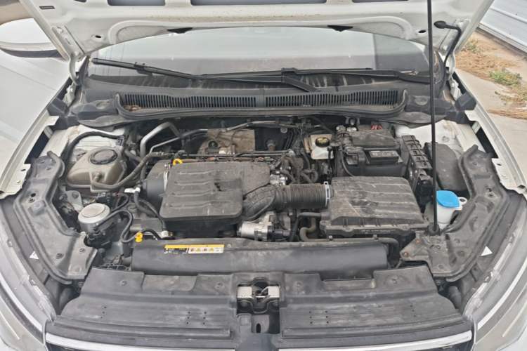 Used Volkswagen Lavida 2023 New Sharp 1.5L Automatic Excellent New Edition Engine Bay