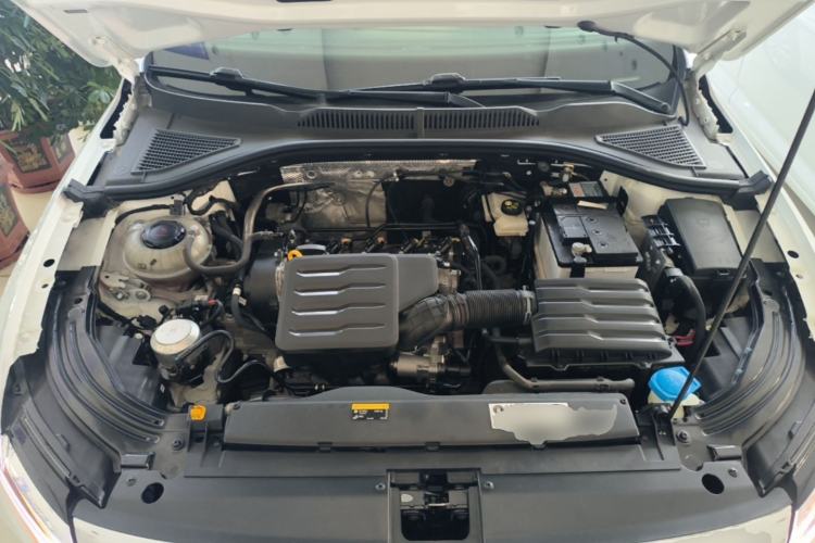 Used Volkswagen Lavida 2023 1.5L Automatic De Yi Edition Engine Bay