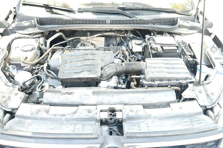 Used Volkswagen Lavida 2023 New Rui 1.5L Automatic New Yi Edition Engine Bay