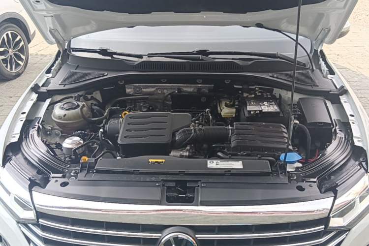 Used Volkswagen Lavida 2023 Revised Version 1.5L Automatic 5 Millionth Edition Engine Bay