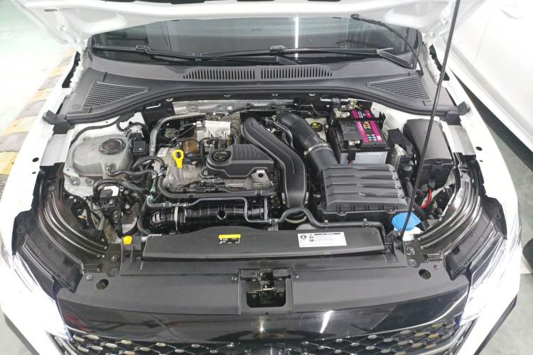 Used Volkswagen Lavida 2023 300TSI DSG Starry Full-Comfort Edition Engine Bay