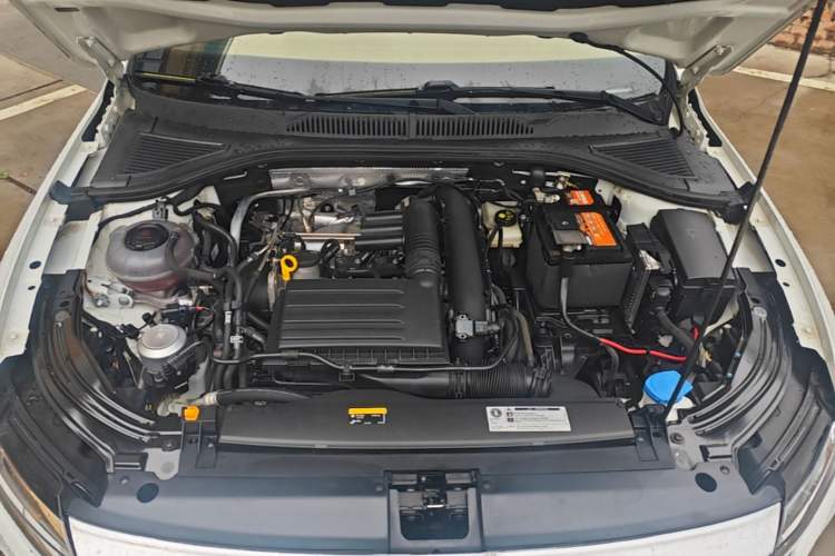 Used Volkswagen Lavida 2023 280TSI DSG Full-Comfort Edition Engine Bay