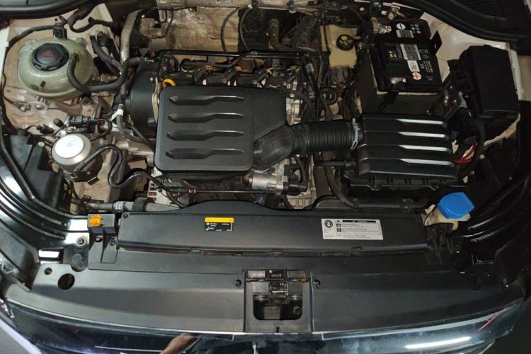 Used Volkswagen Lavida 2023 1.5L Automatic De Yi Edition Engine Bay