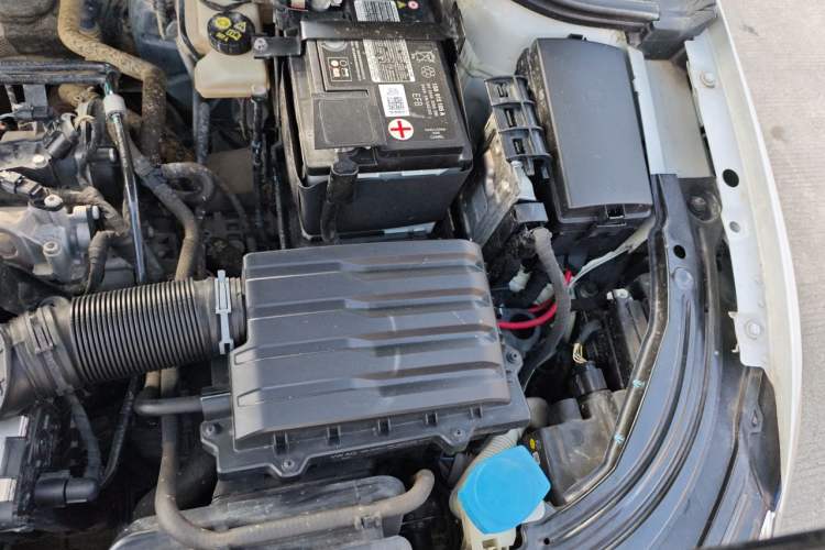 Used Volkswagen Lavida 2023 1.5L Automatic 5 Million Edition Engine Bay Left