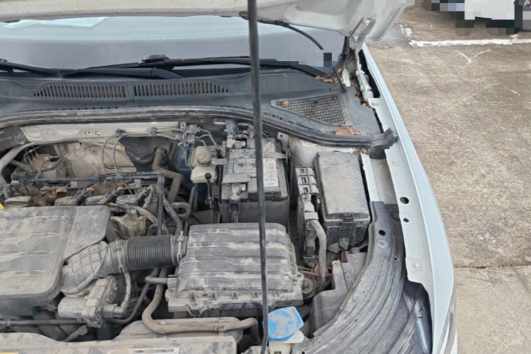 Used Volkswagen Lavida 2023 1.5L Automatic De Yi Edition Engine Bay Left
