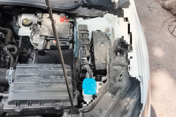 Used Volkswagen Lavida 2023 New Sharp 1.5L Manual New Comfort Edition Engine Bay Left