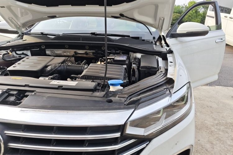 Used Volkswagen Lavida 2023 1.5L Automatic 5 Million Edition Engine Bay Left