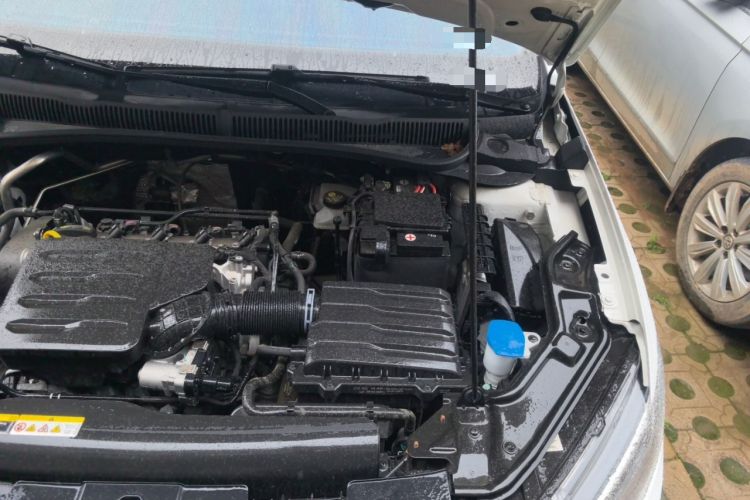 Used Volkswagen Lavida 2023 New Sharp 1.5L Automatic Outstanding New Vision Edition Engine Bay Left