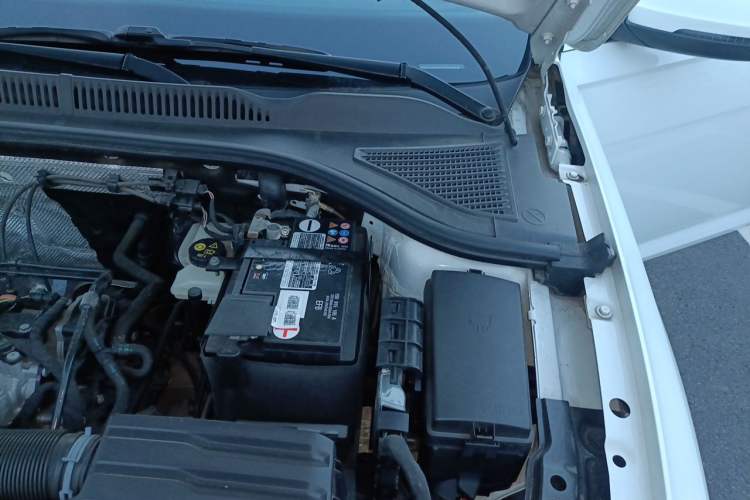 Used Volkswagen Lavida 2023 1.5L Automatic Full-Comfort Edition Engine Bay Left